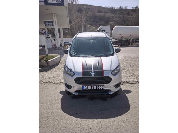Sahibinden Ford Tourneo Courier 1.5 TDCi Black Line 2018 Model otomobil ruhsatlı 