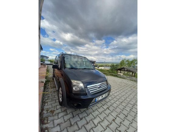 Sahibinden Ford Tourneo Connect 110PS 2010 Model