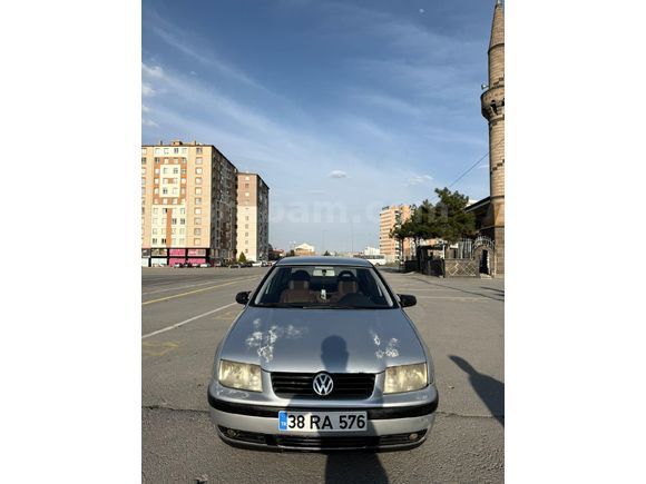 Sahibinden Volkswagen Bora 1.6 Trendline 2000 Model