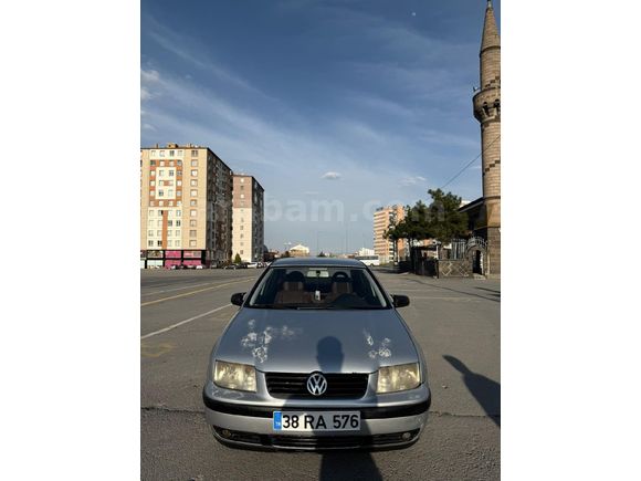Sahibinden Volkswagen Bora 1.6 Trendline 2000 Model