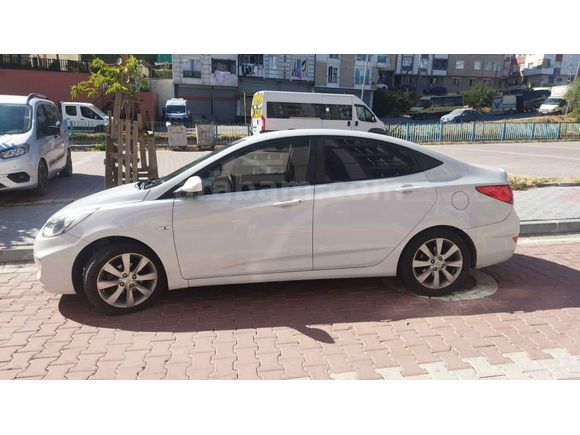 Sahibinden Hyundai Accent Blue 1.4 D-CVVT Mode Plus 2018 Model 