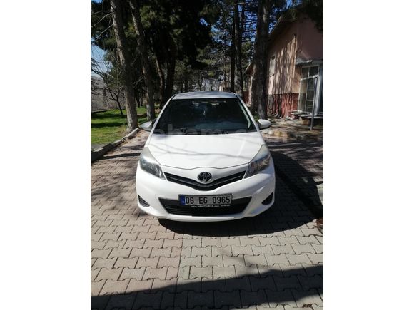 MEMURDAN DEĞİŞENSİZ AİLE ARACI. Sahibinden Toyota Yaris 1.33 Fun 2012 Model