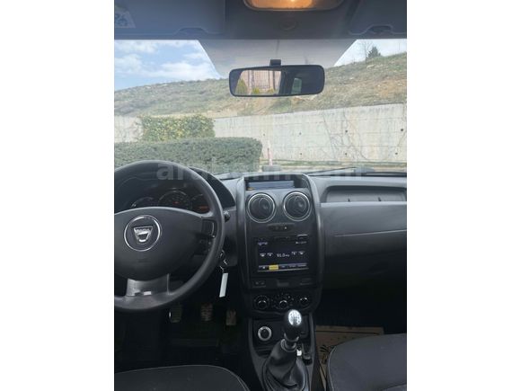Sahibinden Dacia Duster 1.5 dCi Laureate  4x4 2015 Model 