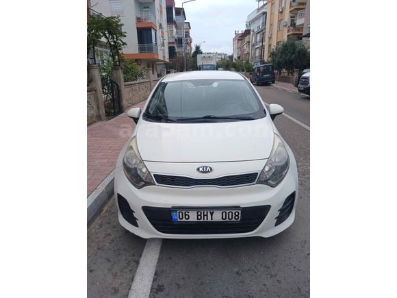 Sahibinden Kia Rio 1.4 CRDi Comfort 2015 Model 