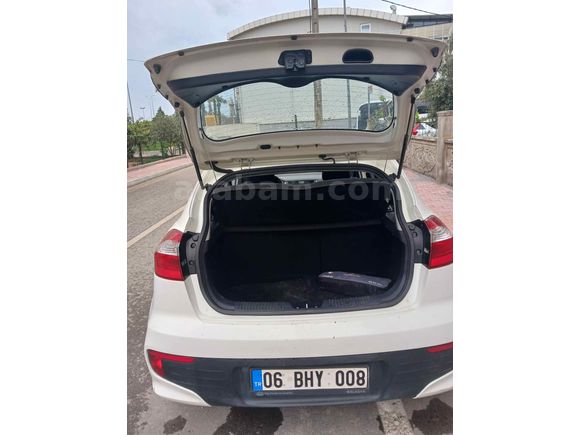 Sahibinden Kia Rio 1.4 CRDi Comfort 2015 Model 