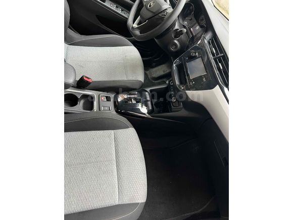 Sahibinden Opel Corsa 1.2 T Edition 2024 Model 