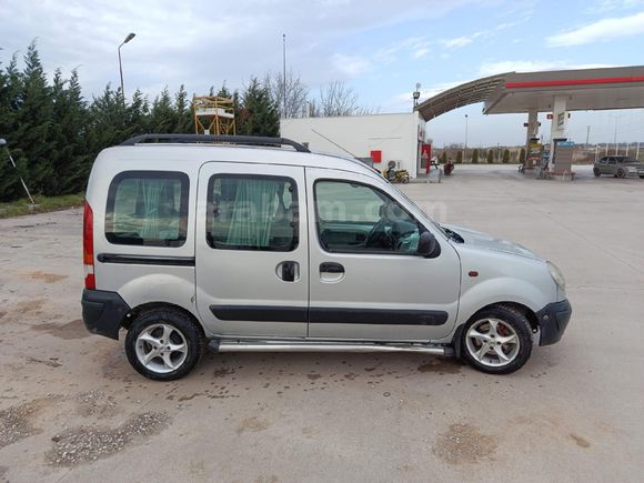 Sahibinden Renault Kangoo Multix 1.5 dCi Authentique 2004 Model