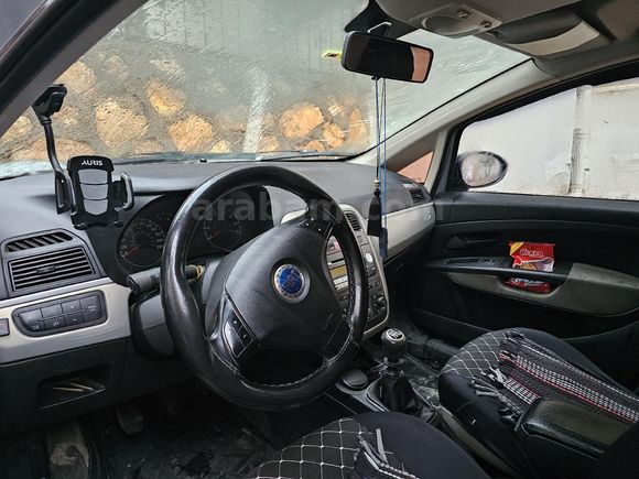 Aile aracı Fiat Punto 1.4 Dynamic 2006 Model