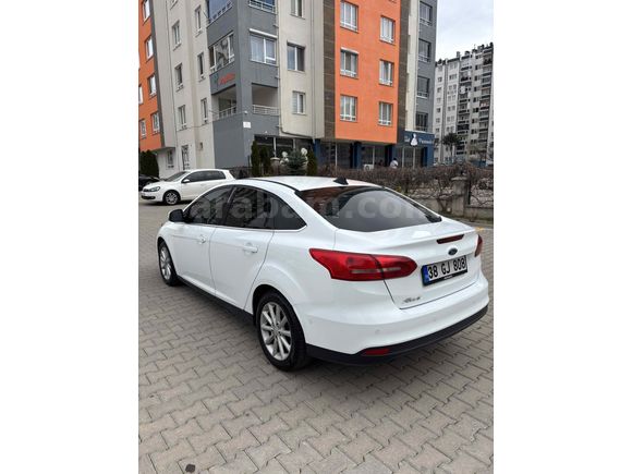 Sahibinden Ford Focus 1.6 TDCi Titanium 2015 Model 