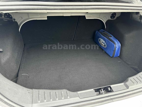 Sahibinden Ford Focus 1.6 TDCi Titanium 2015 Model 