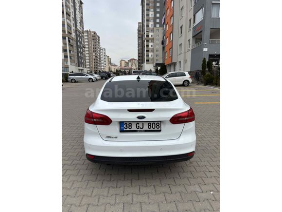 Sahibinden Ford Focus 1.6 TDCi Titanium 2015 Model 