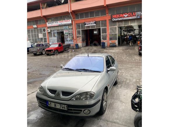 Sahibinden Renault Megane 1.6 RTE 2001 Model