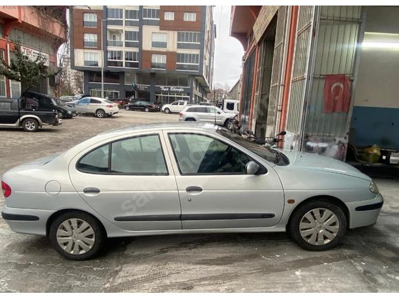 Sahibinden Renault Megane 1.6 RTE 2001 Model