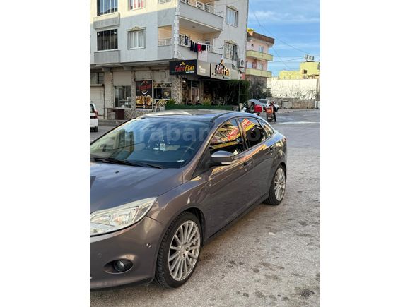 Sahibinden Ford Focus 1.6 Ti-VCT Style Plus 2012 Model