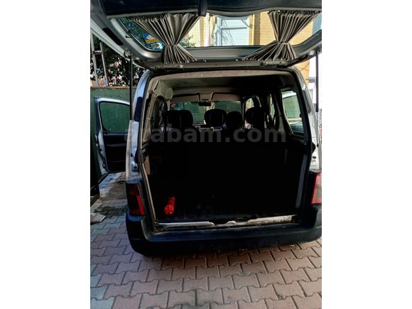 Sahibinden Peugeot Partner 1.9 D 2004 Model