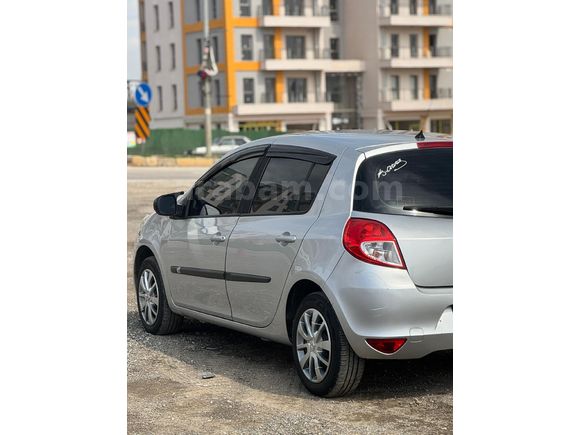 Sahibinden Renault Clio 1.4 Expression 2009 Model