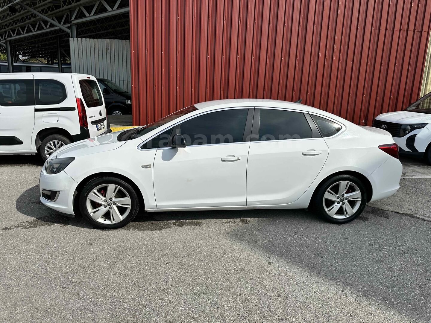 Sahibinden Opel Astra 1.3 CDTI Sport 2012 Model Samsun 216.000 km Beyaz 3