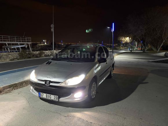 Sahibinden Peugeot 206 1.4 HDi Comfort 2010 Model 