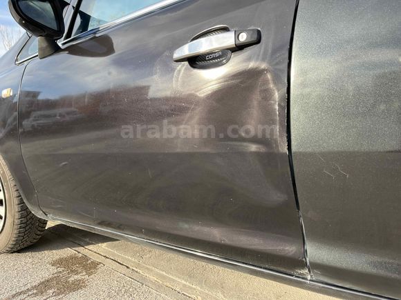 Sahibinden Opel Corsa 1.2 Enjoy in Touch 2009 Model 180binde