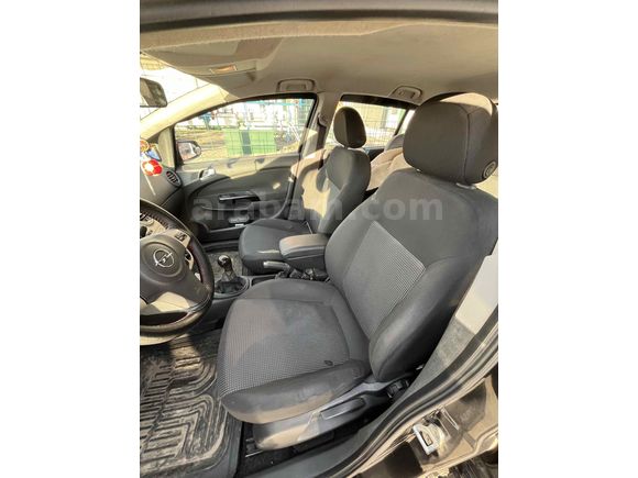 Sahibinden Opel Corsa 1.2 Enjoy in Touch 2009 Model 180binde