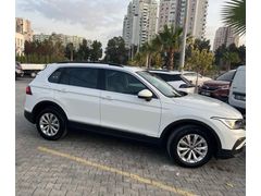 Bu haftaya özel son rakam  !!! hatasız boyasız ,Volkswagen Tiguan 1.5 TSI Life 2022 Model  24500 km de 