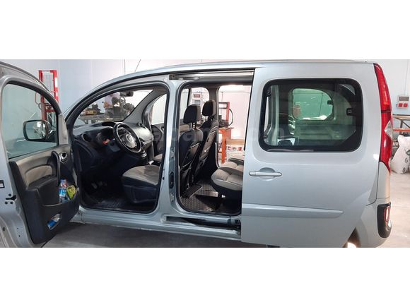 İlk Sahibinden Renault Kangoo2012  yarı otomatik