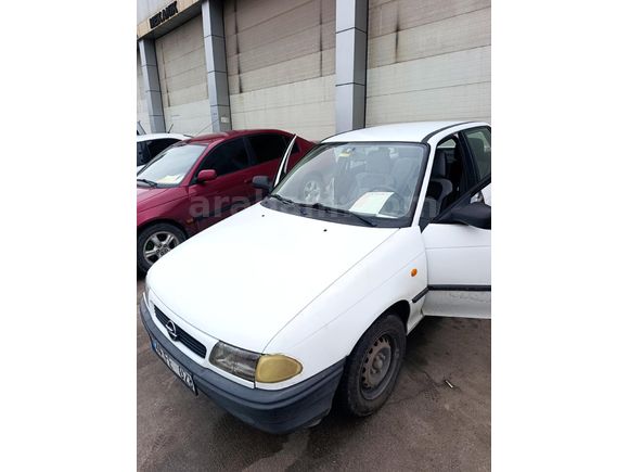 Sahibinden Opel Astra 1.4 Classic 2001 Mode hatasız boyasız l