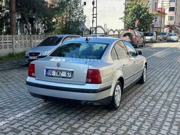 Sahibinden Volkswagen Passat 1.8 Comfortline 1998 Model 
