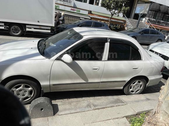 Sahibinden Hyundai Accent 1.3 LS 1998 Model 
