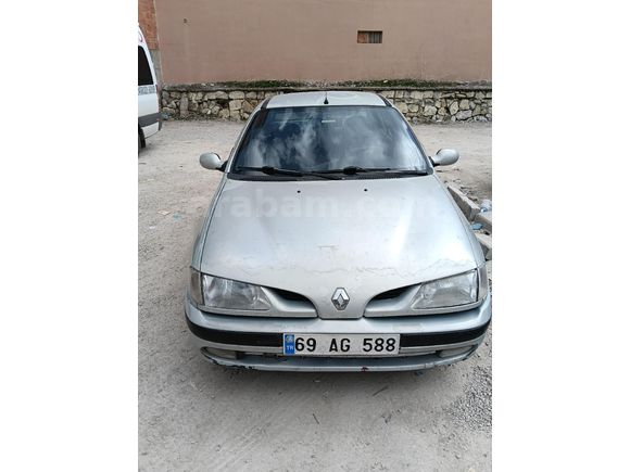 Sahibinden Renault Megane 1.6 RTA 1999 Model