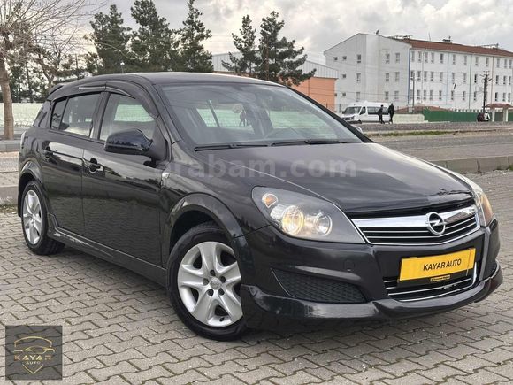 KAYAR AUTO`dan 2012 HATASIZ OPEL ASTRA