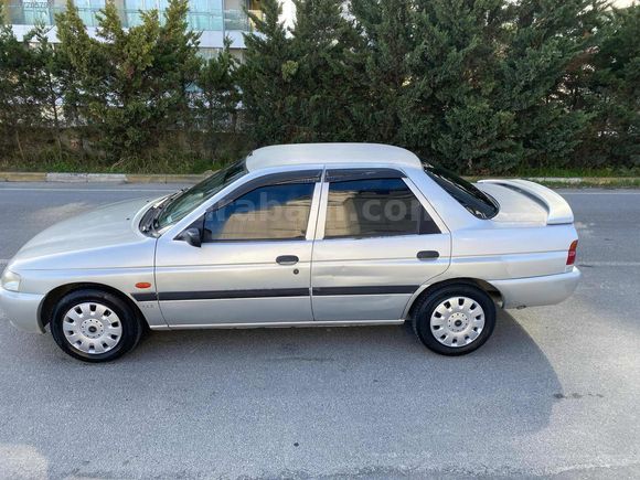 "60000 bin PEŞİNATLA" FORD ESCORT klimalı