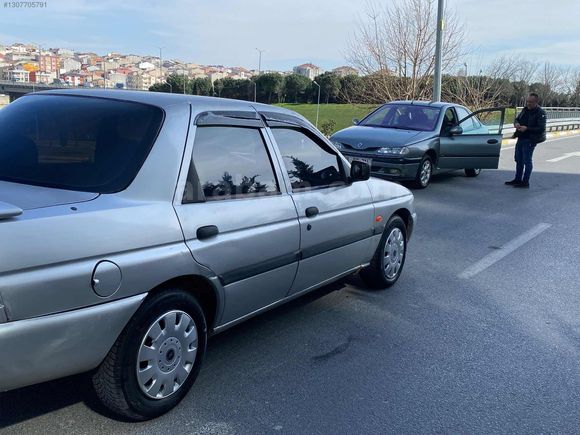 "60000 bin PEŞİNATLA" FORD ESCORT klimalı