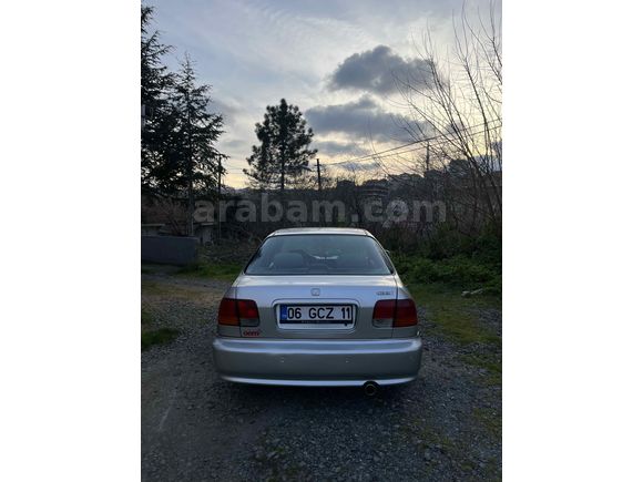 Sahibinden Honda Civic 1.6 i ES 2000 Model 