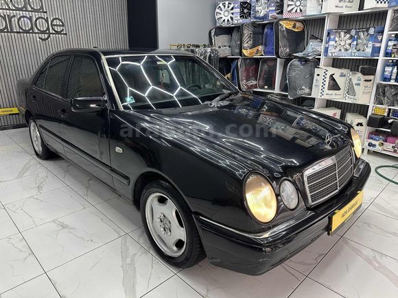 ADA GARAGE'DEN KONDİSYONU ÇOK DÜZGÜN MERCEDES ARAYANLARA