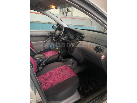 Sahibinden Ford Focus 2.0 Ghia 2000 Model