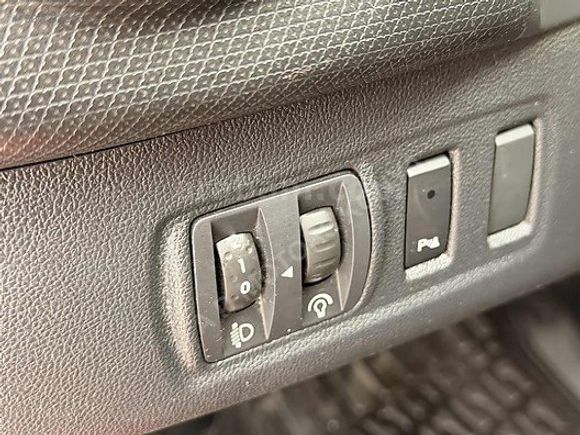 A&D MOTORS'DAN BOYASIZ ALEV KIRMIZI ICON CLİO