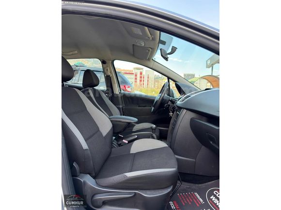 CUMHUR OTOMOTİV 2009 PEUGEOT 207 1.4HDI TRENDY 74.000KM