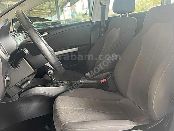 BESS | SEAT LEON 1.6 TDI CR STYLE DSG