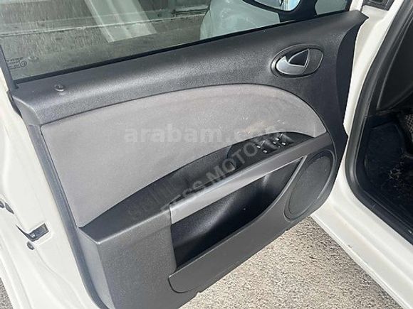 BESS | SEAT LEON 1.6 TDI CR STYLE DSG