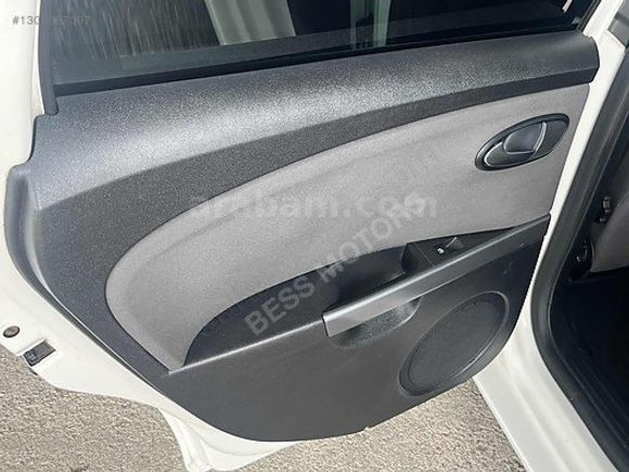 BESS | SEAT LEON 1.6 TDI CR STYLE DSG