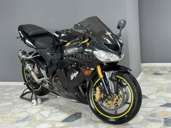 Galeriden Kawasaki Ninja ZX-10R 2004 Model Balıkesir 67.800 km