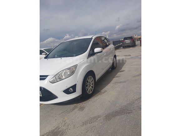 2.Sahibinden Ford C-Max 1.6 TDCi Titanium 2012 Model Masrafsız