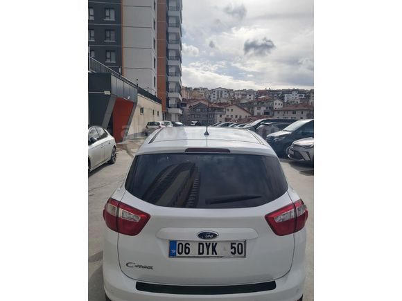 2.Sahibinden Ford C-Max 1.6 TDCi Titanium 2012 Model Masrafsız