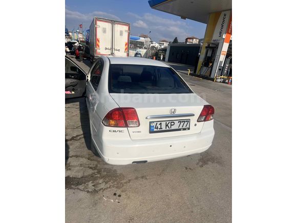 Sahibinden Honda Civic 1.6i VTEC ES 2004 Model 