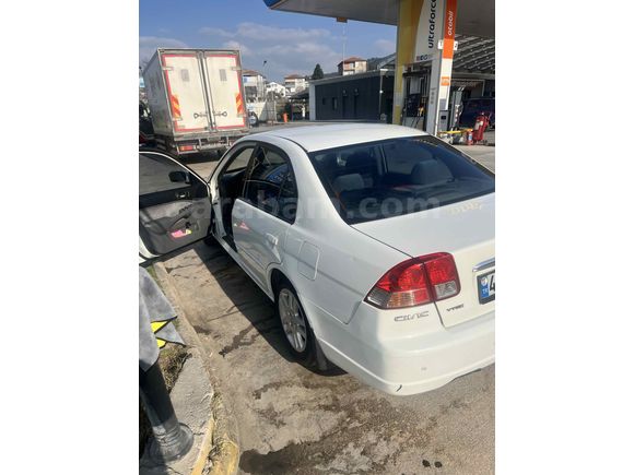Sahibinden Honda Civic 1.6i VTEC ES 2004 Model 