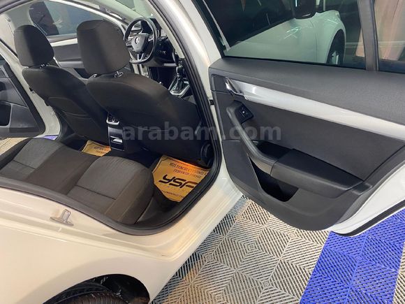 Sahibinden DEĞİŞENSİZ 2016 Octavia 1.6 TDI Style