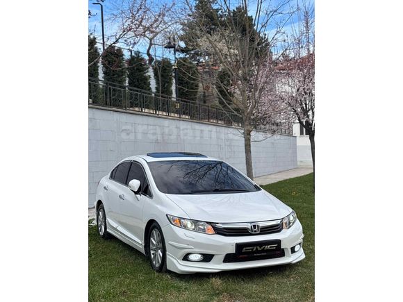 Sahibinden Honda Civic 1.6 vtec eco elegance 2013 Model 