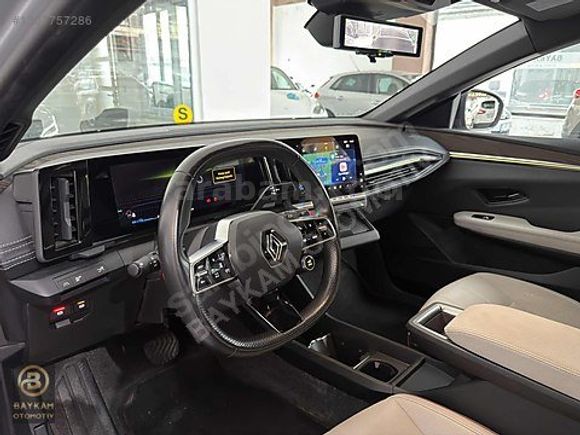 BAYKAM OTOMOTİV'DEN HATASIZ BOYASIZ İCONİC MEGANE E-TECH