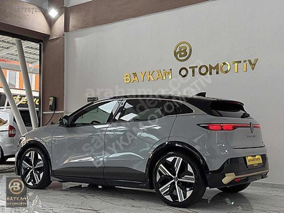 BAYKAM OTOMOTİV'DEN HATASIZ BOYASIZ İCONİC MEGANE E-TECH